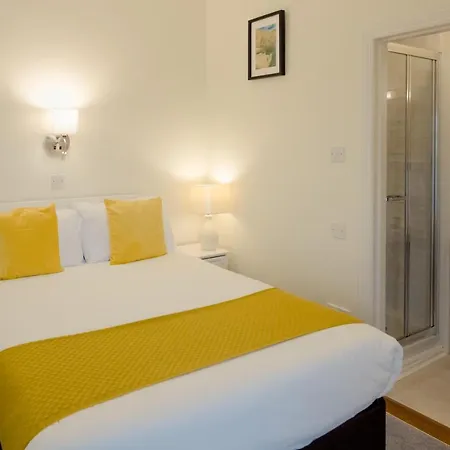 Guest house The Waterfront (adults Only) 4*