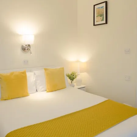 The Waterfront (adults Only) 4*