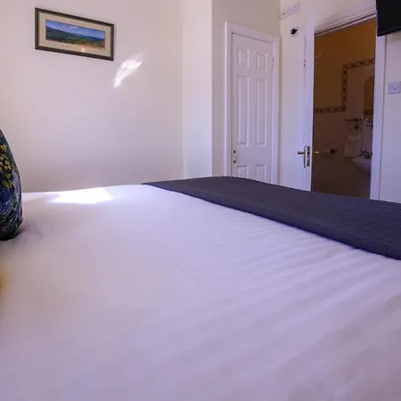 The Waterfront (adults Only) Guest house Dingle