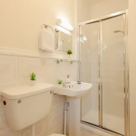 בית הארחה The Waterfront (adults Only) 4*