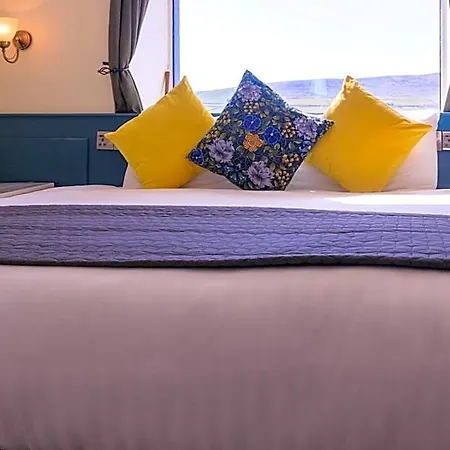 The Waterfront (adults Only) 4*