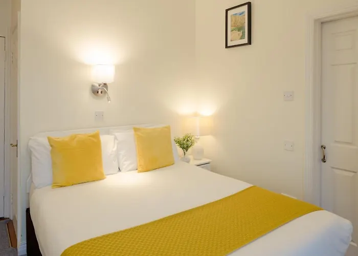 The Waterfront (adults Only) 4*