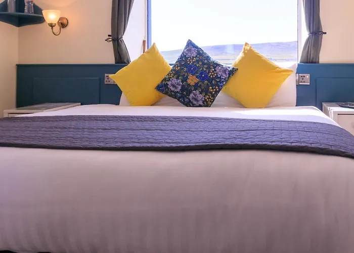 The Waterfront (adults Only) دينغل