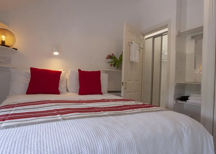 The Waterfront (adults Only) 4*